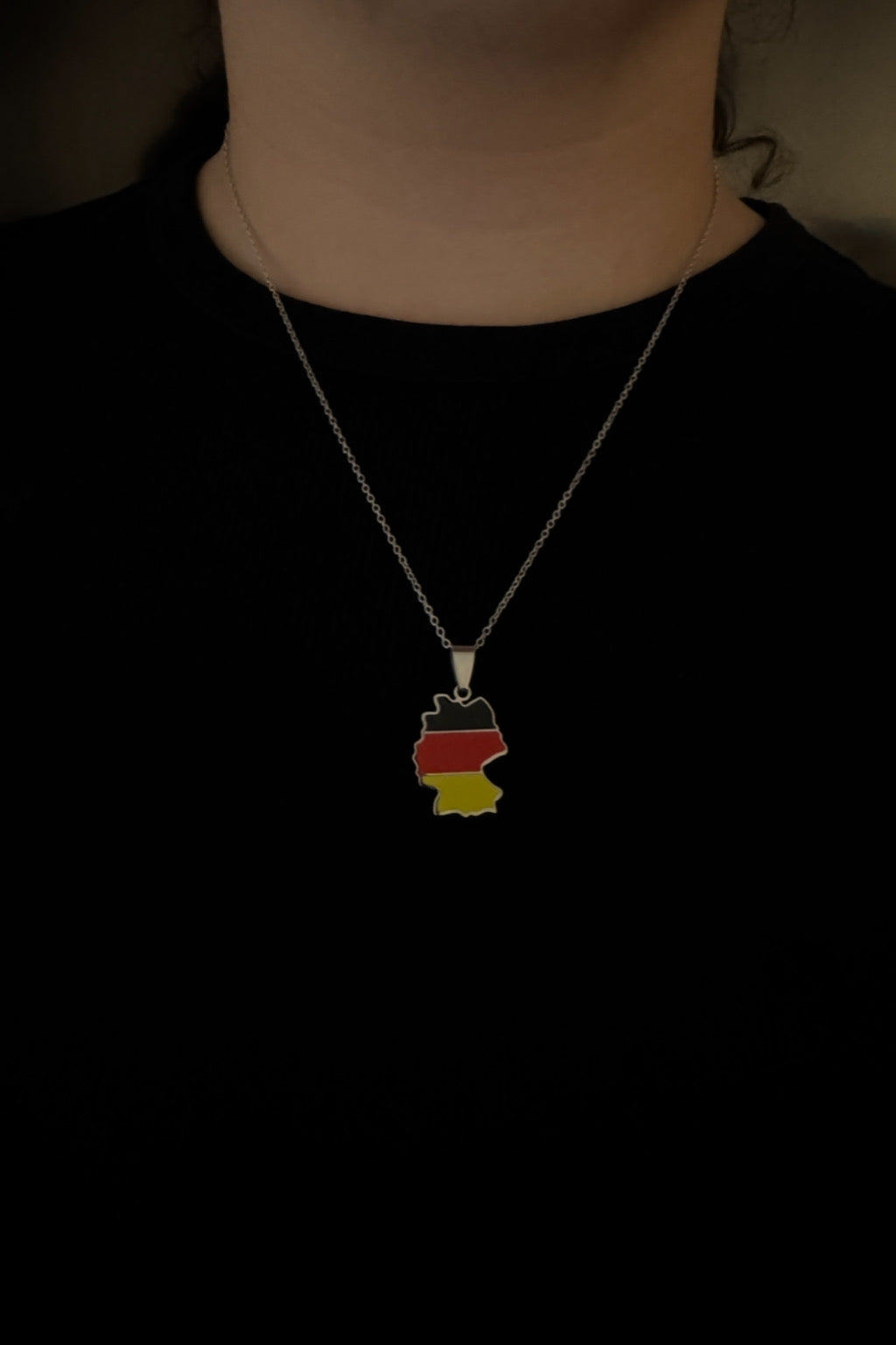 Deutschland-Halskette aus Edelstahl – in der Farbe Gold oder Silber – 45 cm – Unisex